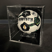 Signierter Matchball KOE:FCB