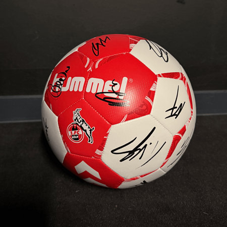 Signierter Unterschriftenball 2025/26