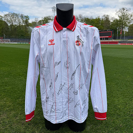Signiertes WE:FC Trikot Langarm