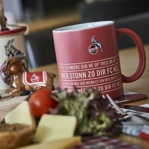 Tasse "Hymne" rot, geprägt