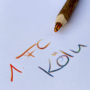 Holz Buntstift "Grüner Hennes"