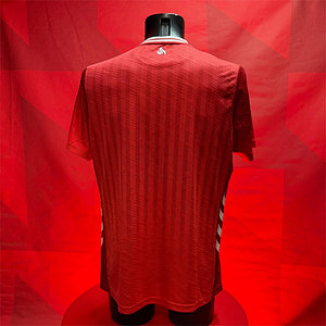 Mannschaftssigniertes Auswärtstrikot 2025/26