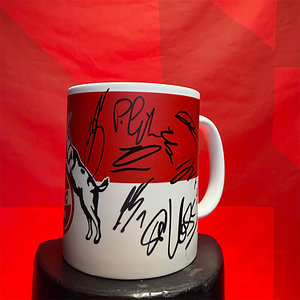 Signierte Tasse "Basic Logo"