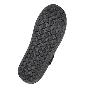 Gartensandale mit Riemen